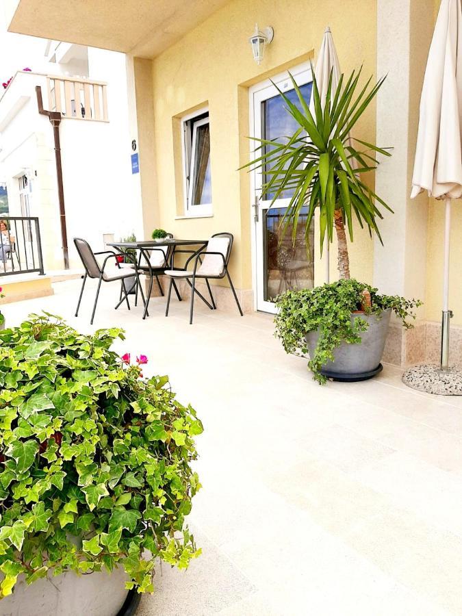 Apartments Akmadzic มาคาร์สกา ภายนอก รูปภาพ