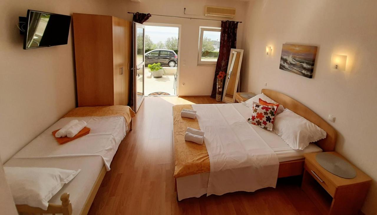 Apartments Akmadzic มาคาร์สกา ภายนอก รูปภาพ