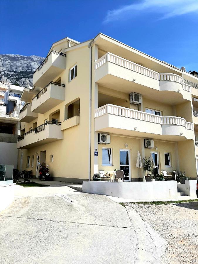 Apartments Akmadzic มาคาร์สกา ภายนอก รูปภาพ